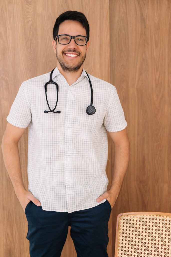 Dr Lucas Marques - Gastroenterologista